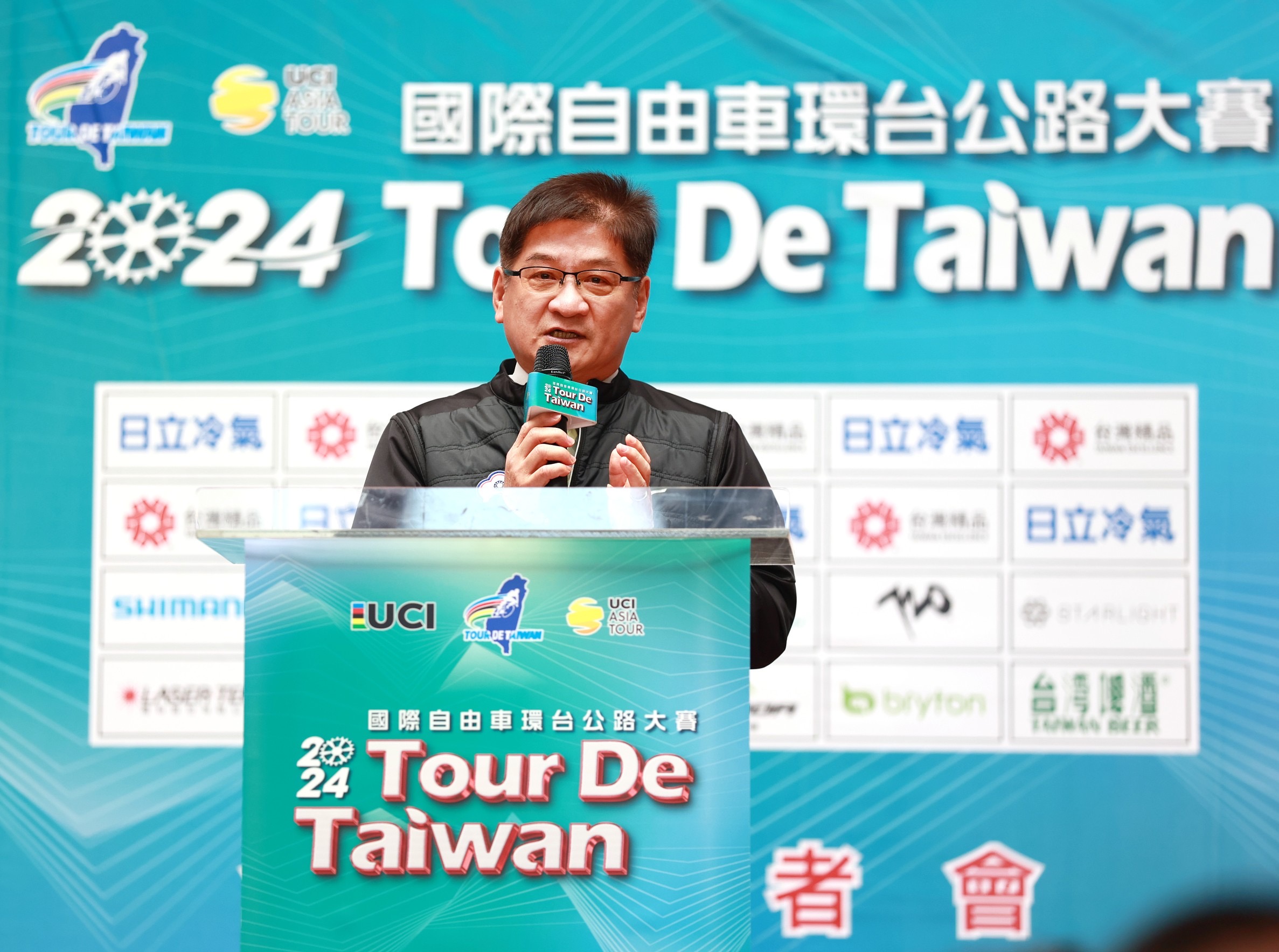 (圖)Sports Administration Deputy Director General Hung Chih-chang wished the Chinese Taipei team success at the Tour de Taiwan Pre-race Press Conference.